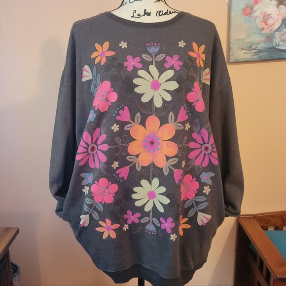 Natural Life Comfy Pocket Boho Sweatshirt - Gray Folk Flower, EUC, 3X - Picture 3 of 13